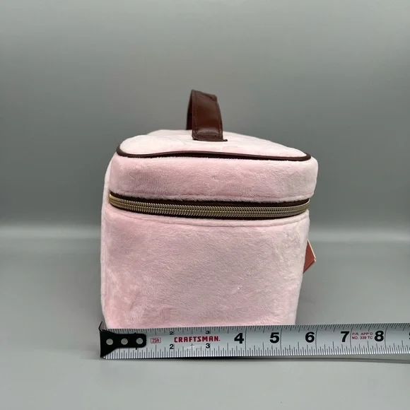 Juicy couture pink velour cosmetic bag - Picture 5 of 10